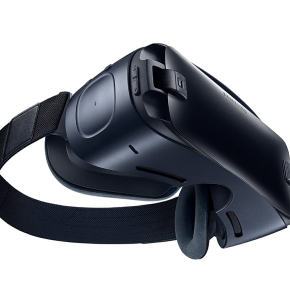 SAMSUNG VIRTUAL REALITY HEADSET WITH CONTROLLER - Picture 3 of 4